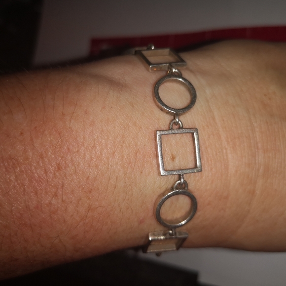 Unique circle/square Sterling silver bracelet - Picture 1 of 6
